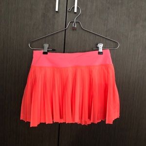 Nike pleat to street skirt